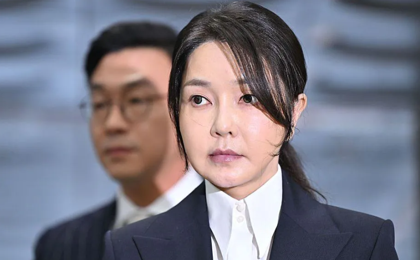 Ndodh për herë të parë në historinë e Koresë së Jugut, ish-zonja e parë dhe ish-presidenti në burg