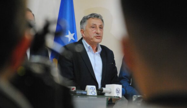 SBASHK-u shpreson për një qeveri të re që do t’i zgjidhë kërkesat e punëtorëve të arsimit “pa pasur nevojë për protesta e greva”