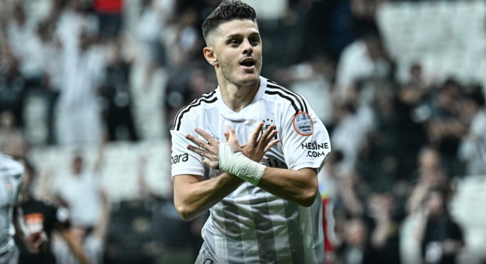 Rashica nuk largohet nga Beshiktashi Rashica nuk largohet nga Beshiktashi