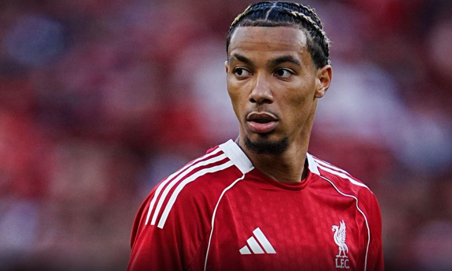 Ekitike: Nuk më tremb konkurrenca me Isak, ky do të jetë një problem i trajnerit