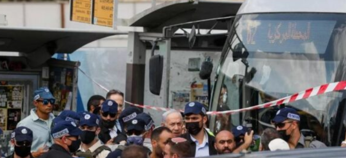 Shkon në 6 numri i viktimave nga sulmi terrorist në Jerusalem, Netanyahu në vendngjarje: Dy autorët u eliminuan