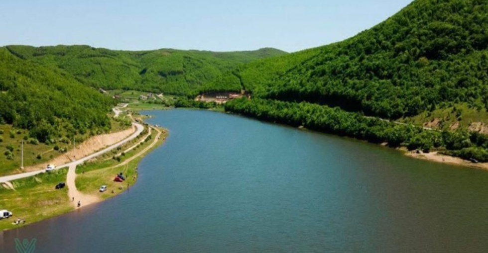 IKShPK: Uji nga Liqeni i Badocit është i sigurt për pije