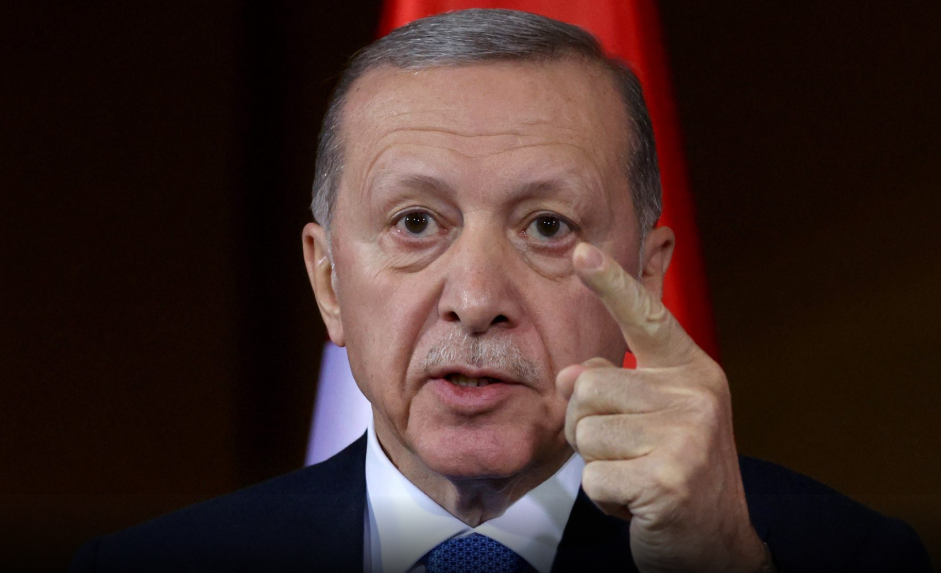 Erdogani zbulon bisedat me Zelenskyn dhe Putinin Erdogani zbulon bisedat me Zelenskyn dhe Putinin