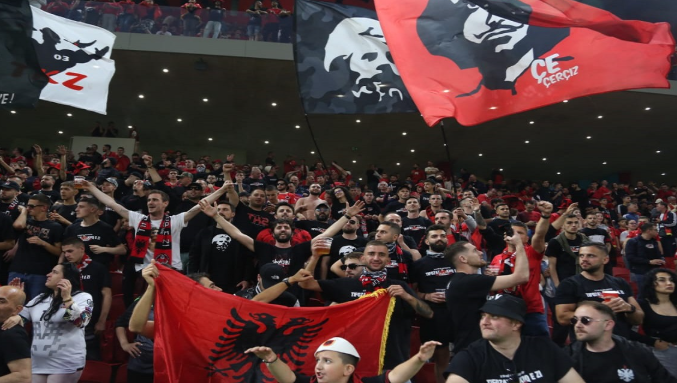 Shqipëri -Letoni, tifozët kuqezinj mbushin stadiumin ‘Air Albania’