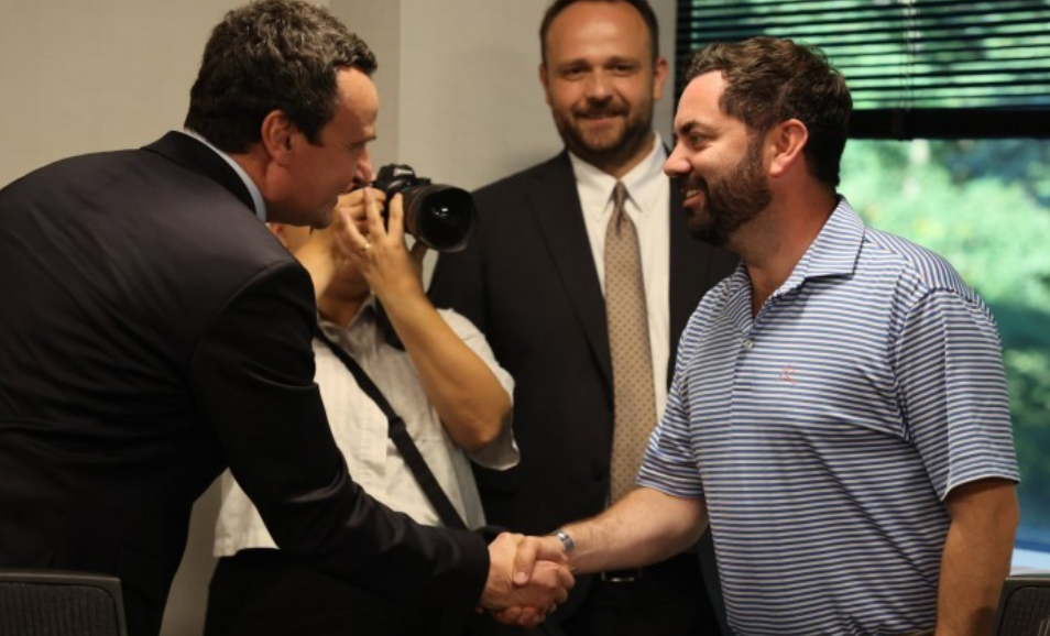 Lawler në takim me Kurtin: Partneriteti me Kosovën mbron vlerat amerikane