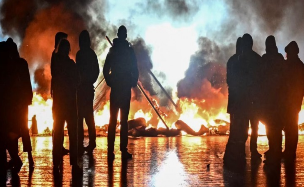 Trazira në Francë, 473 persona të ndaluar gjatë protestave