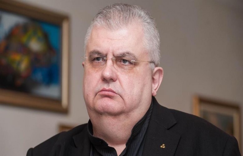 Çanak: Serbia është shtet fashist Çanak: Serbia është shtet fashist