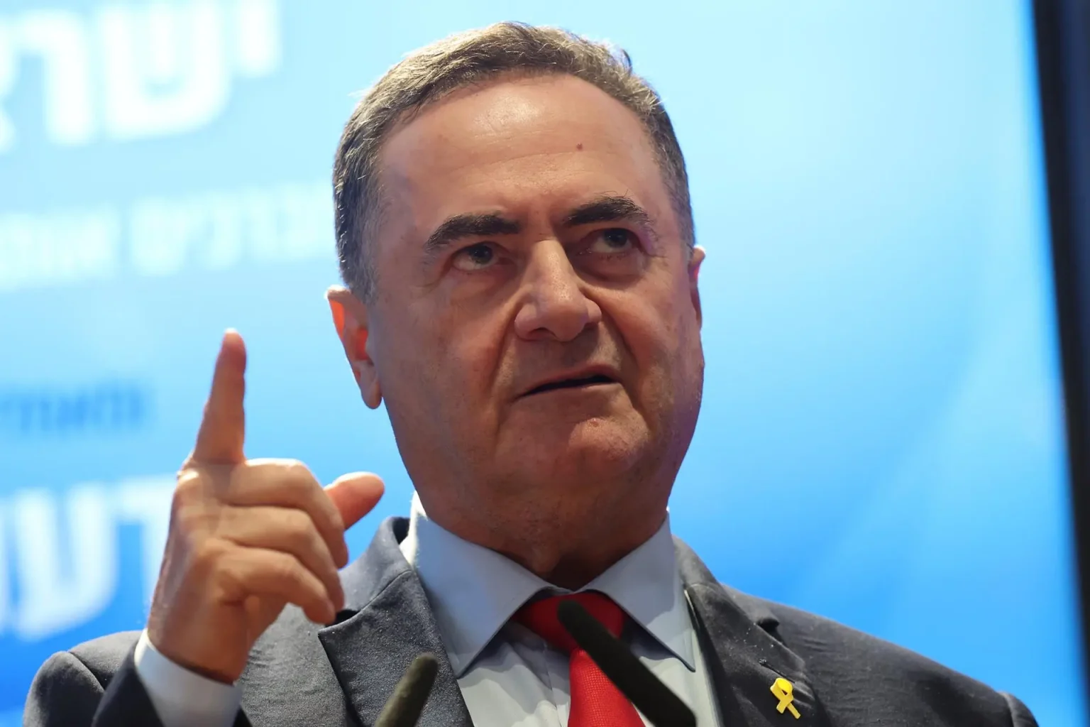 Ministri i Mbrojtjes kërcënon Hamasin përpara ofensivës në Qytetin e Gazës