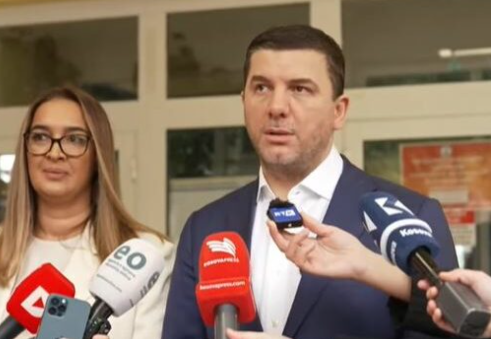 Krasniqi thotë se jo më larg se në dhjetor do votohet edhe për zgjedhjet parlamentare