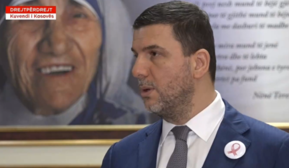 Krasniqi pas zgjedhjes së Rashiq: Shpreosjmë të mos ketë lëndë të re në Kushtetuese, të ecim drejt zgjedhjeve të reja