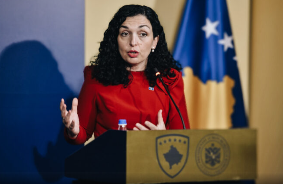 Presidentja Osmani mbështet protestën e 17 tetorit në Tiranë: Lufta e UÇK-së ka qenë e drejtë