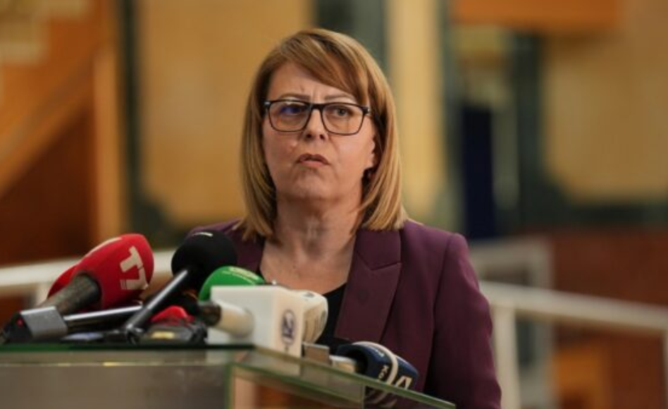 Bajrami thirret në aktgjykim: Votuam për Rashiqin sepse Kushtetuesja e qartësoi se ai ka të drejtë të zgjidhet nënkryetar