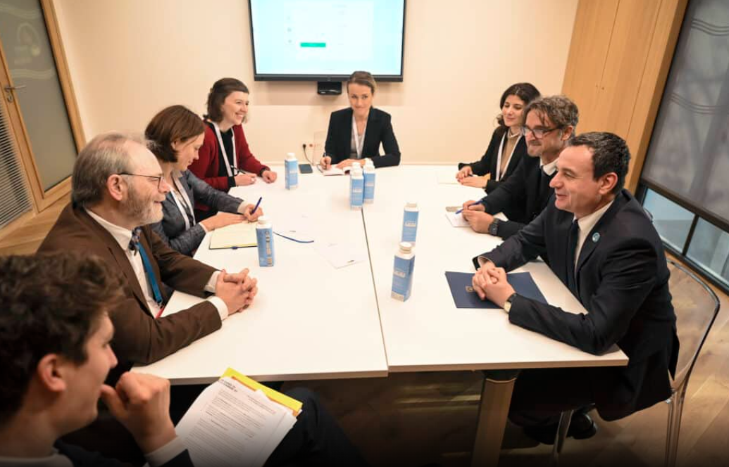 Kurti me presidentin e Dhomës së Përfaqësuesve të Belgjikës diskuton për rrugëtimin e Kosovës drejt BE-së