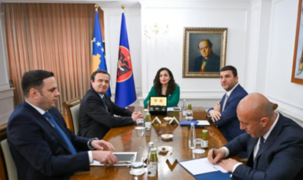 Kur do t’i ftojë Osmani partitë pas dështimit të Kurtit, flasin nga Presidenca