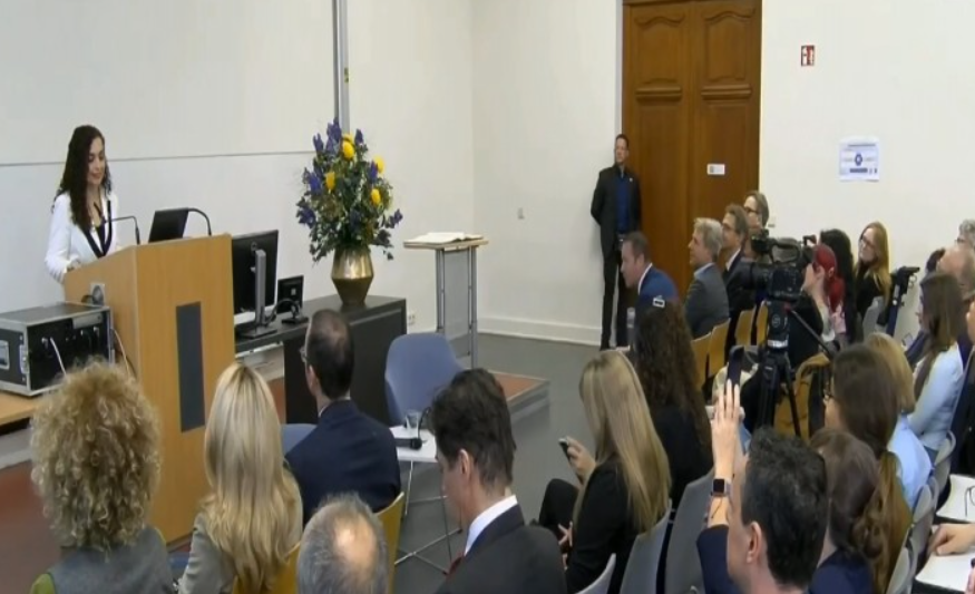 Osmani:Unë vij nga Kosova, vendi ku beteja për liri bartë peshën e shekujve Osmani:Unë vij nga Kosova, vendi ku beteja për liri bartë peshën e shekujve