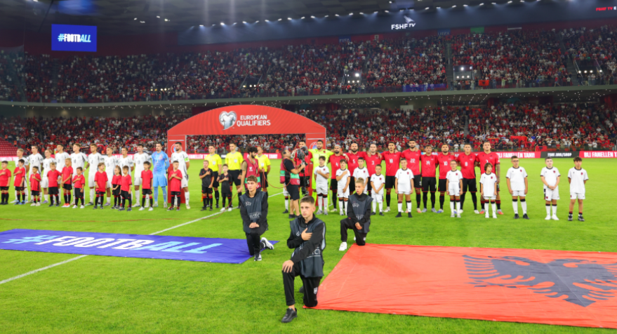 FIFA gjobit FSHF-në për incidentet jashtë stadiumit në ndeshjen Shqipëri-Letoni