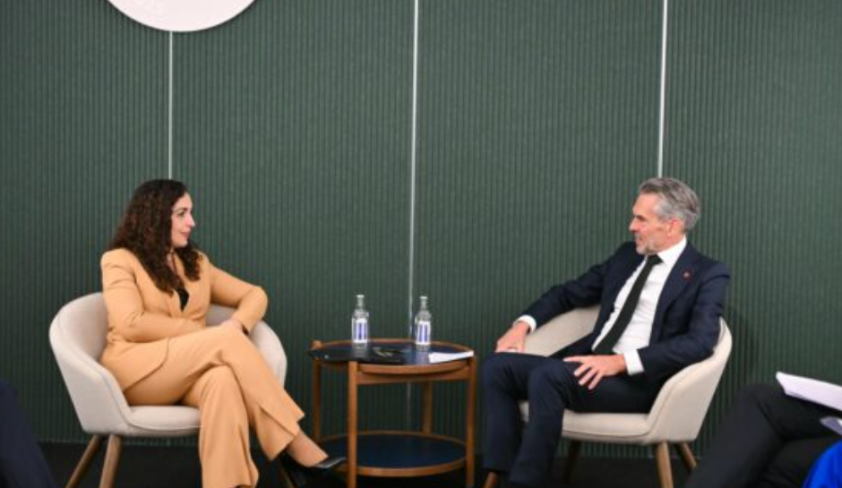 Osmani takim me kryeministrin e Holandës: Kërkoi mbështetje për heqjen e masave të BE-së ndaj Kosovës