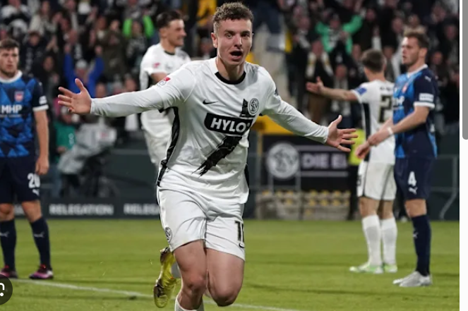 Asllani shënon një tjetër gol të bukur në Bundesligën gjermane