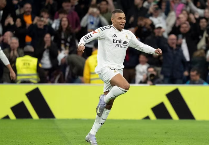 Gabriel mbështet Mbappe-n kundër Yamal