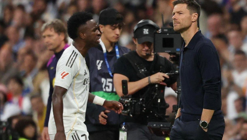 Prapaskena e “The New York Times”: Në Madrid ka krisje mes lojtarëve dhe Alonso-s: Mendon se është Guardiola, por është vetëm Xabi!