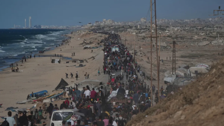 Pas marrëveshjes së armëpushimit, mijëra palestinezë kthehen në Gaza