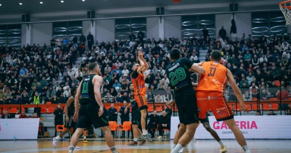 Bashkimi triumfon në derbin e fundjavës, mund Trepçën