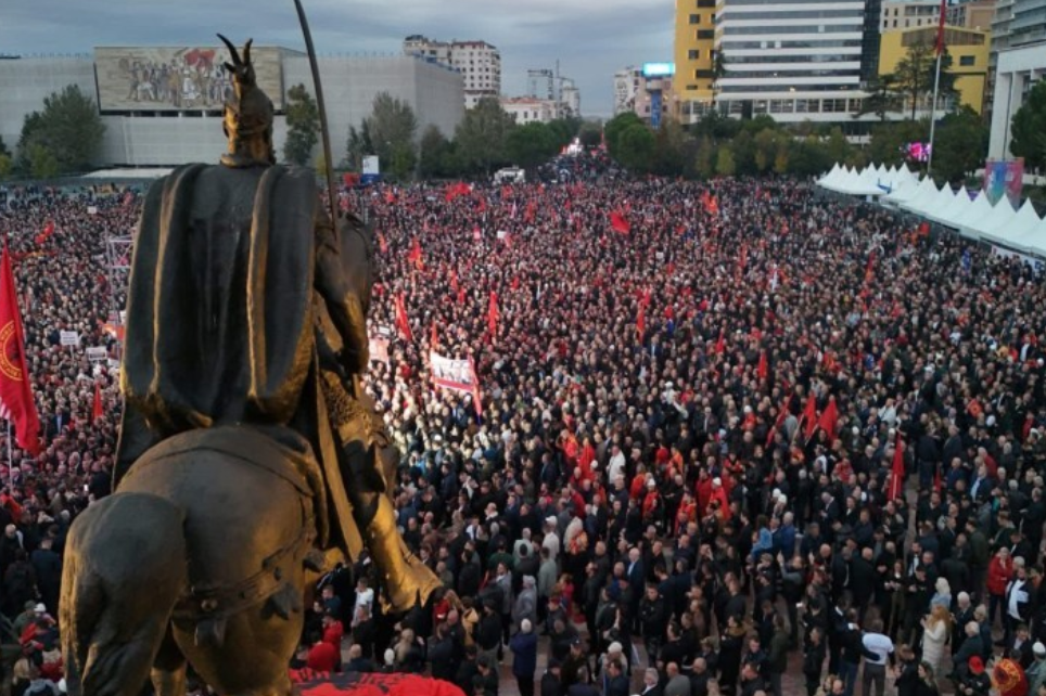 Memli Krasniqi: Vetëm drejtësia për UÇK-në mund t’i bashkojë shqiptarët