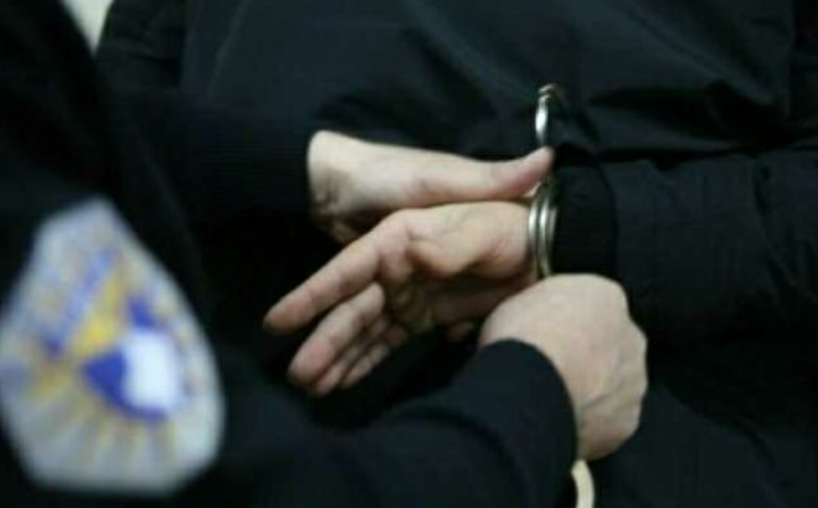 Mbi 100 të arrestuar në vetëm një javë në Kosovë, më së shumti për dhunë në familje