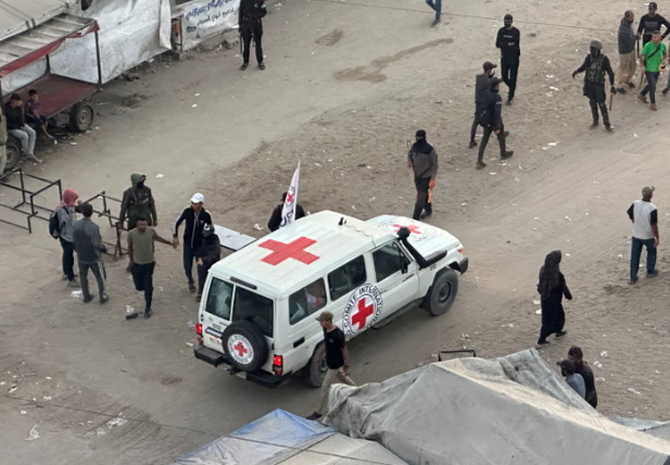 Nis sot dorëzimi i pengjeve izraelite nga Hamasi, Trump viziton Izraelin