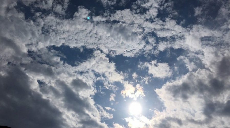 Mot kryesisht i vranët dhe rënie e lehtë e temperaturave