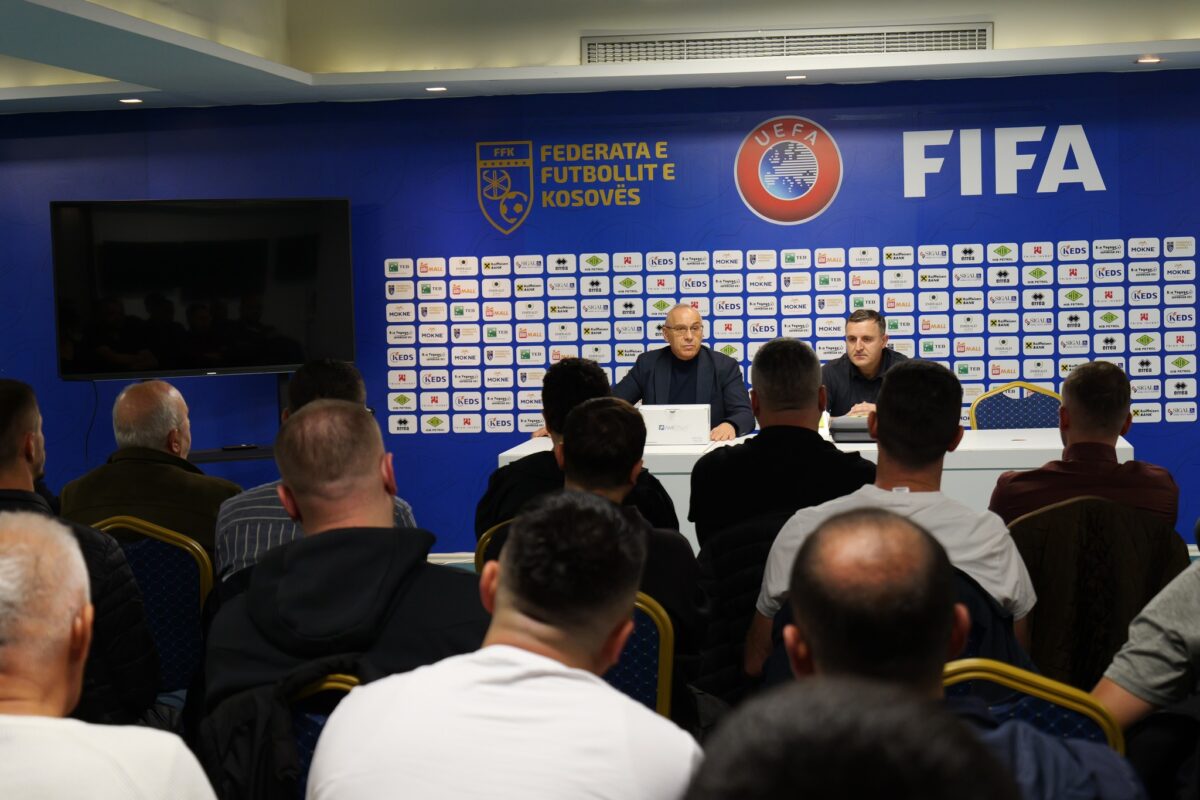 FFK me hapa të rëndësishëm për sigurinë në futboll, shpërndan defibrilatorë modernë për klubet