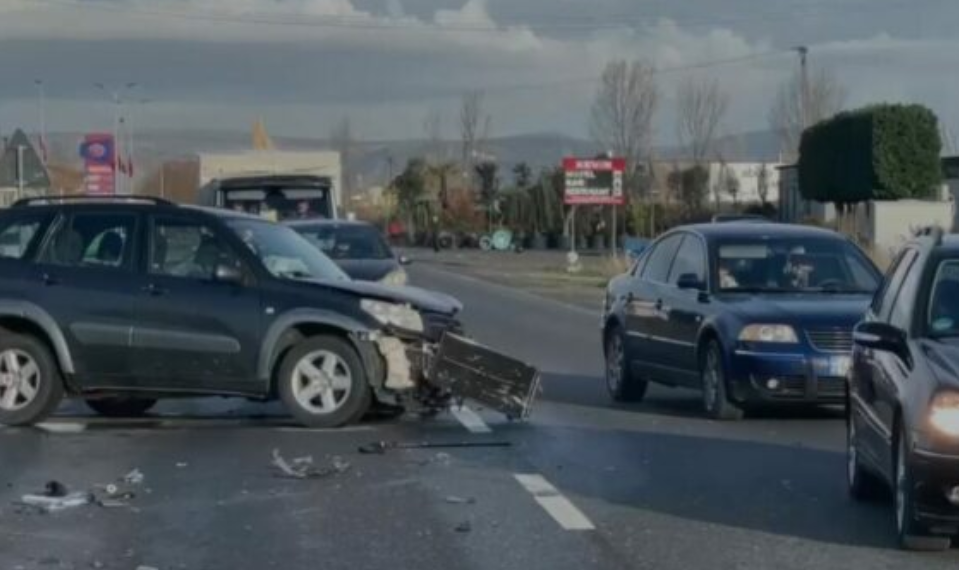 Aksident në rrugën Lezhë-Milot, humbin jetën dy persona, arrestohet shoferi i dehur