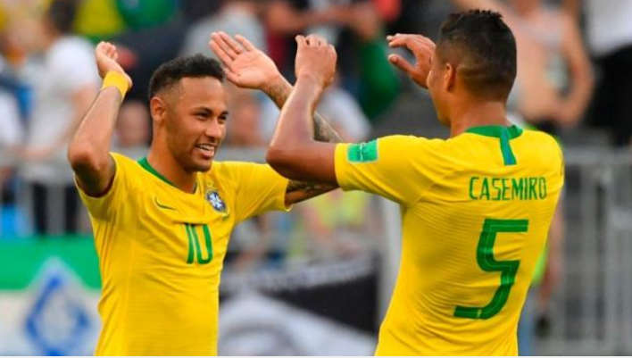 Casemiro mbron Neymarin: Është mes më të mëdhenjve