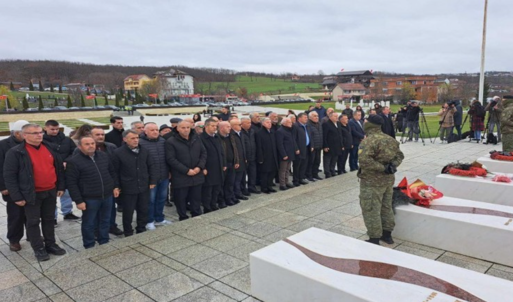 OVL e UÇK-së: Le ta festojmë 28 Nëntorin të bashkuar