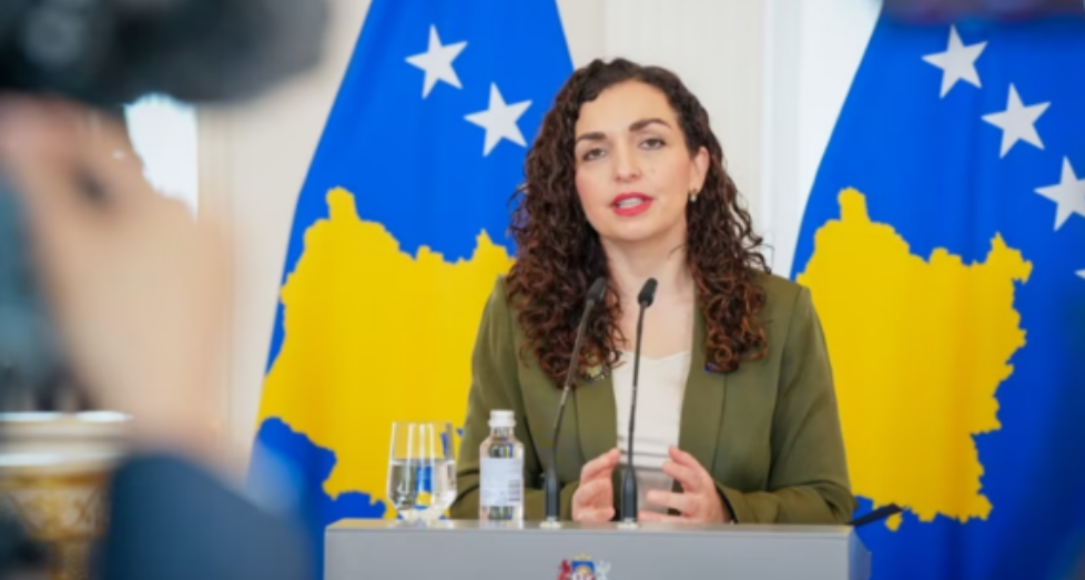 Osmani uron Shqipërinë për hapjen e pesë kapitujve të fundit të negociatave me BE-në: Urime Presidentit Bajram Begaj