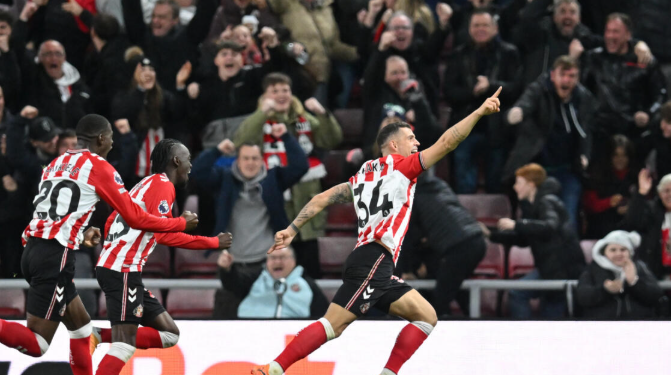 Granit Xhaka flet pas golit të parë në Premier League