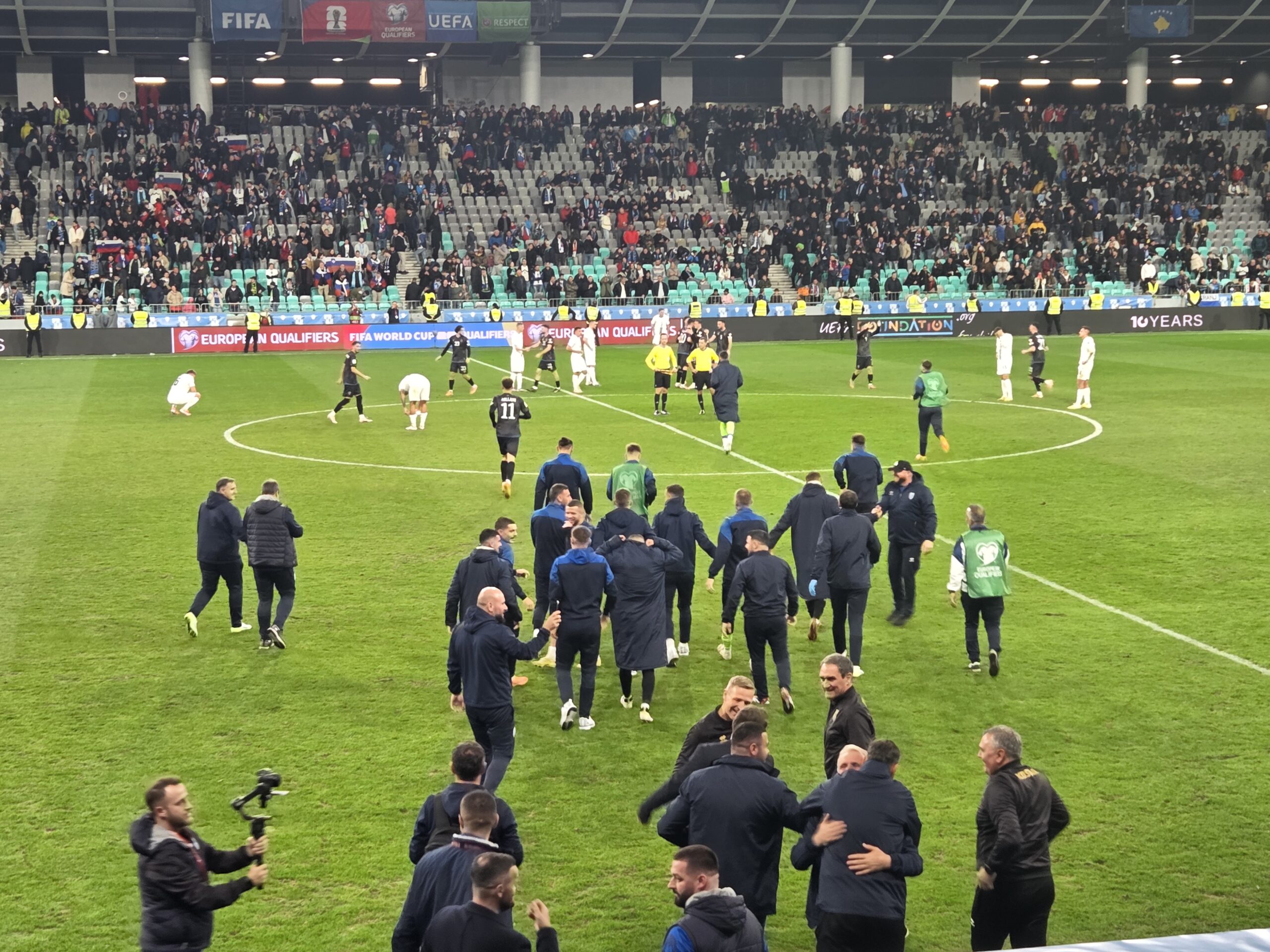 Historike, Super Kosova mposht Slloveninë, siguron play-off-in e Botërorit