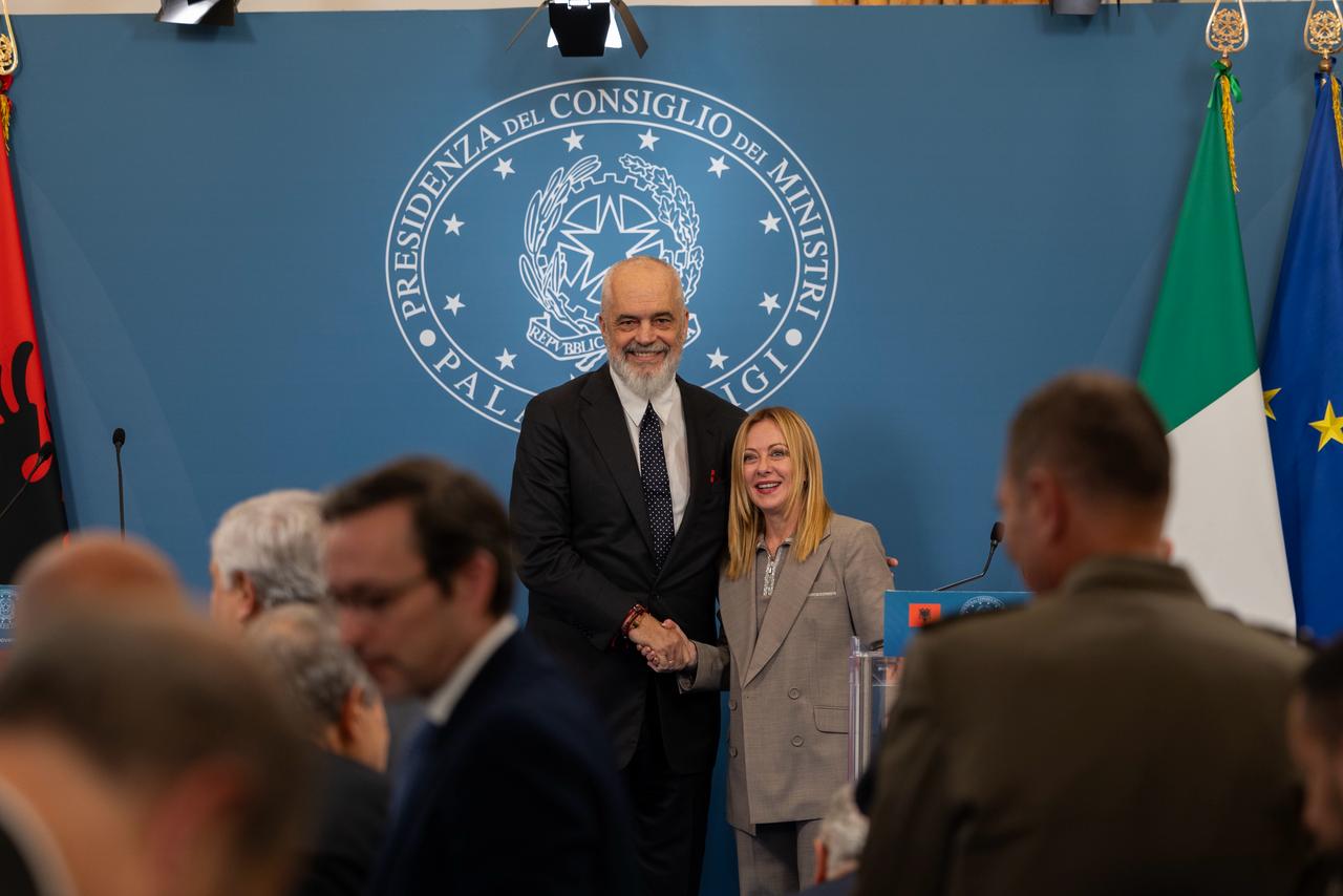 “Corriere Della Sera” & “ANSA”, jehonë takimit Rama- Meloni, Samitit Ndërqeveritar dhe firmosjes së 15 marrëveshjeve të partneritetit strategjik