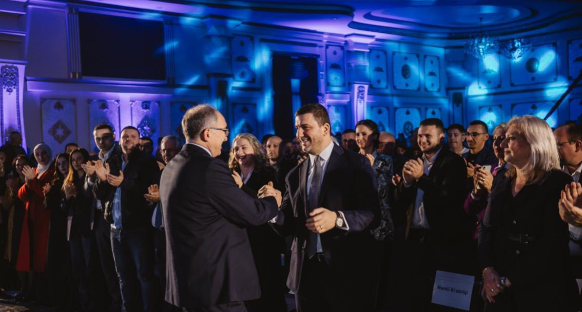 Memli Krasniqi nga Prizreni: Shaqir Totaj është kandidati i njerëzve që duan zhvillim