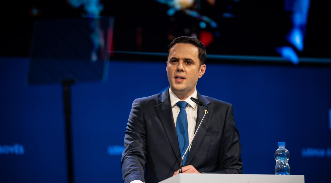 Abdixhiku: Prishtinën e bllokuan, LDK i la bllokuesit larg