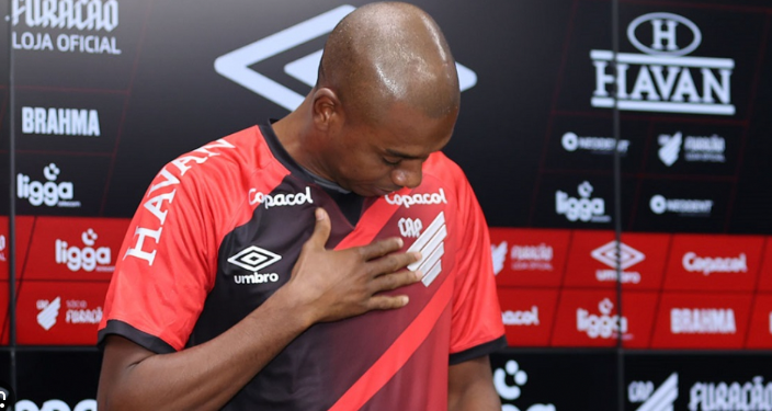 Fernandinho i jep fund karrierës së tij të bujshme