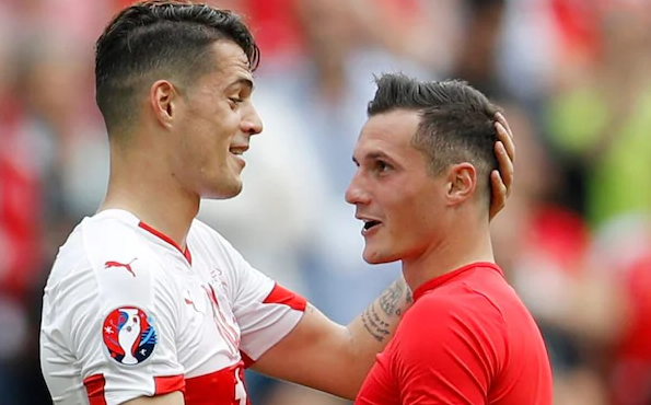 Taulant Xhaka reagon pas fishkëllimave ndaj Granitit në ‘Fadil Vokrri’: Gjithmonë deri në vdekje me ty vëlla, krenaria e shqiptarëve Taulant Xhaka reagon pas fishkëllimave ndaj Granitit në ‘Fadil Vokrri’: Gjithmonë deri në vdekje me ty vëlla, krenaria e shqiptarëve