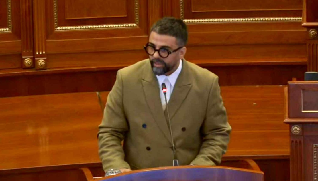 Behrami: Qeveria Kurti ofron ‘transparencë’ vetëm rreth financimit për krerët e UÇK-së, për të tjerat paguajnë dënime