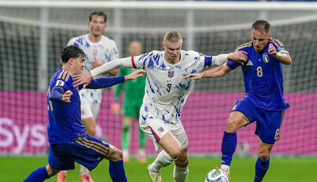 Haaland i jep leksion Italisë edhe në Milano, “Azzurrët” i mbyllin me humbje kualifikueset, rruga për në Botëror kalon nga play off-i
