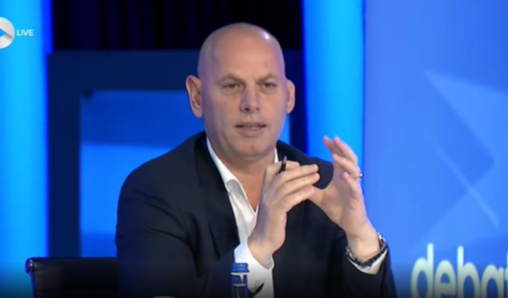 “Dua fitoren e kandidatëve të PDK-së”, Lladrovci kërkon reflektim në udhëheqjen e PDK-së