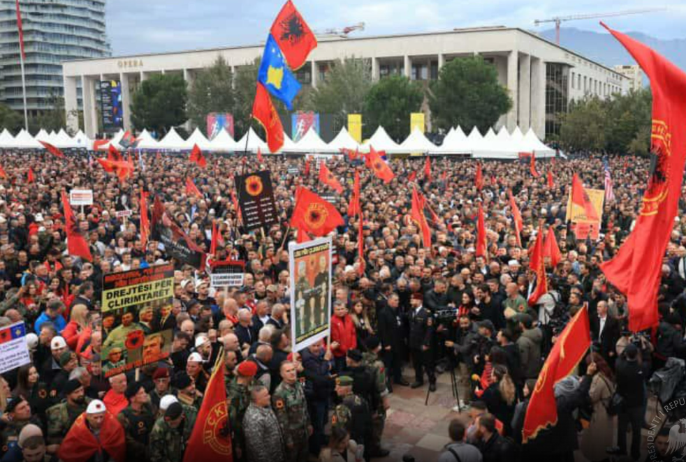 Protestat në Prishtinë, Hagë dhe Tiranë, Gjykata Speciale i quan “aktivitete politike”