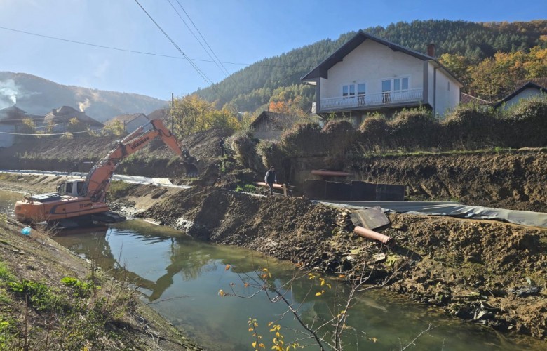 Kryeshefi i ‘Ibër-Lepencit’, del me sqarim rreth vërshimit të vend punishte