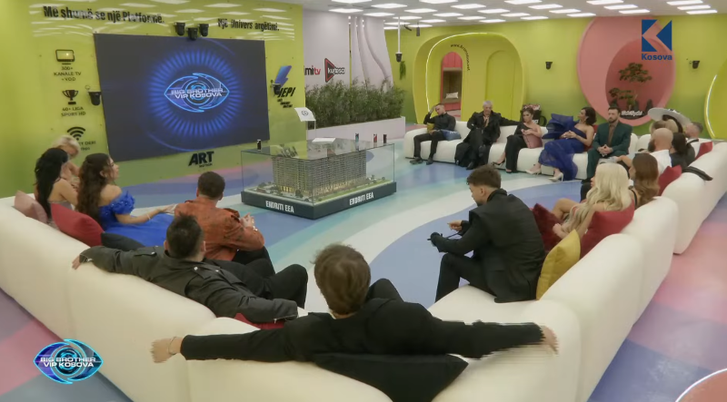 Pas djegies së valixheve, plas debati në shtëpi