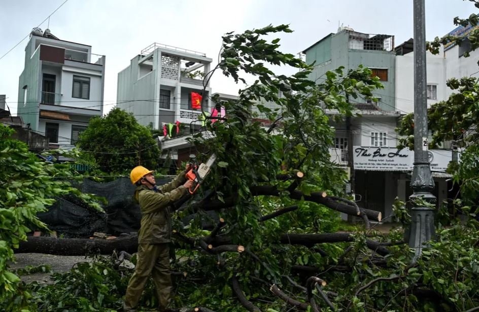 Tajfuni “Kalmaegi” u merr jetën të paktën 193 personave në Filipine dhe Vietnam