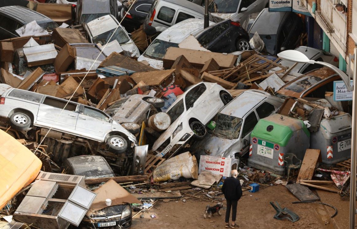 Përmbytjet vdekjeprurëse në Velencia, jep dorëheqjen udhëheqësi rajonal: Nuk mund të vazhdoj më